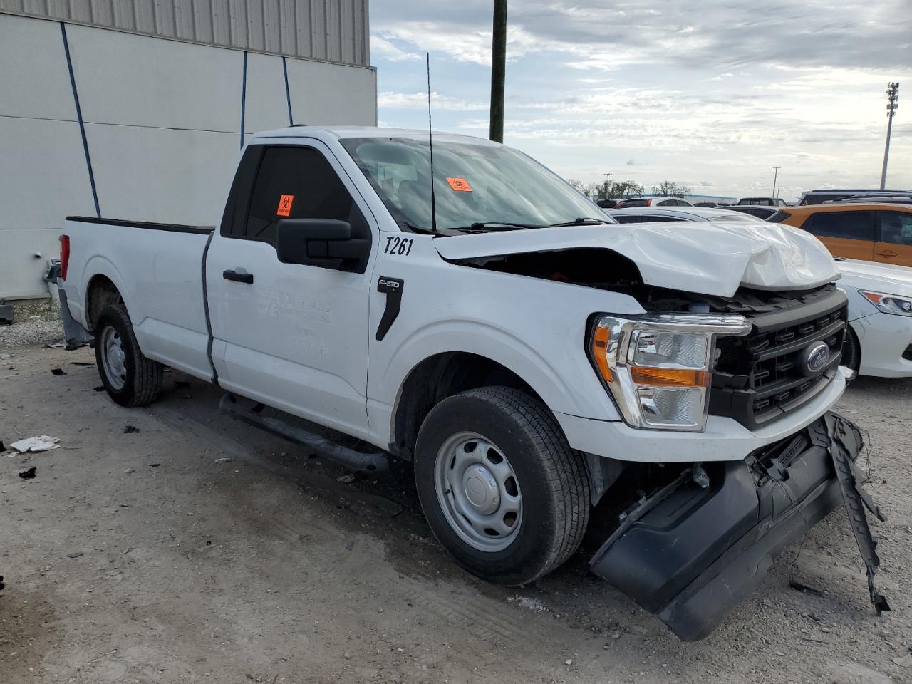 2022 FORD F150  VIN:1FTMF1CB0NKD10678