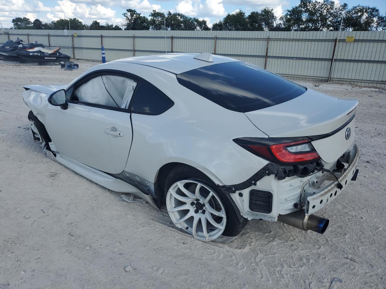 2023 TOYOTA GR 86  VIN:JF1ZNBC11P8756477