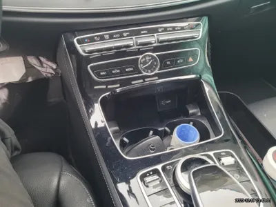 2018 Mercedes-Benz E 300 VIN: