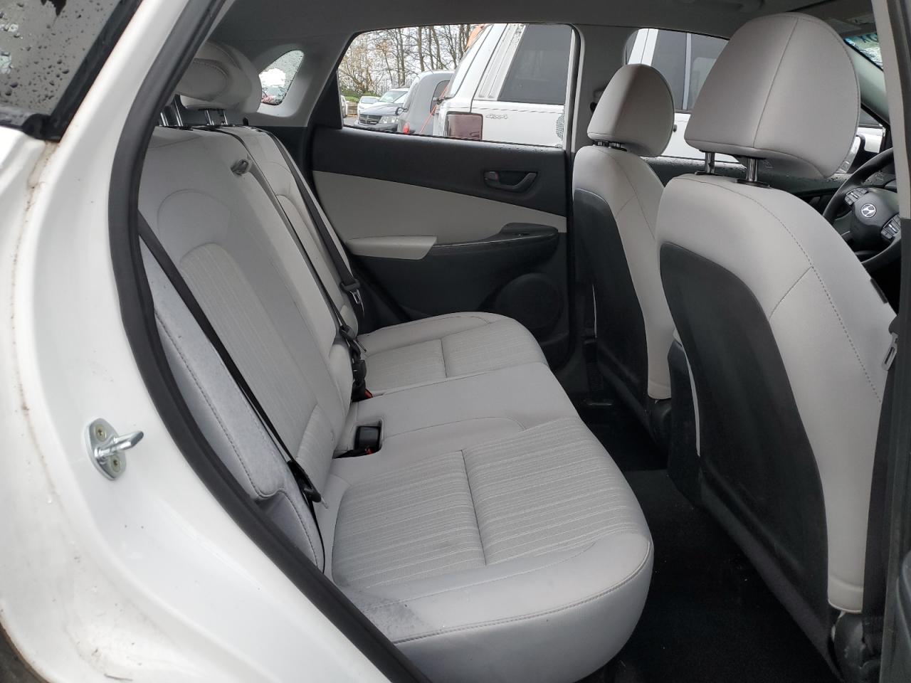 2022 HYUNDAI KONA SEL VIN:KM8K6CAB7NU777473