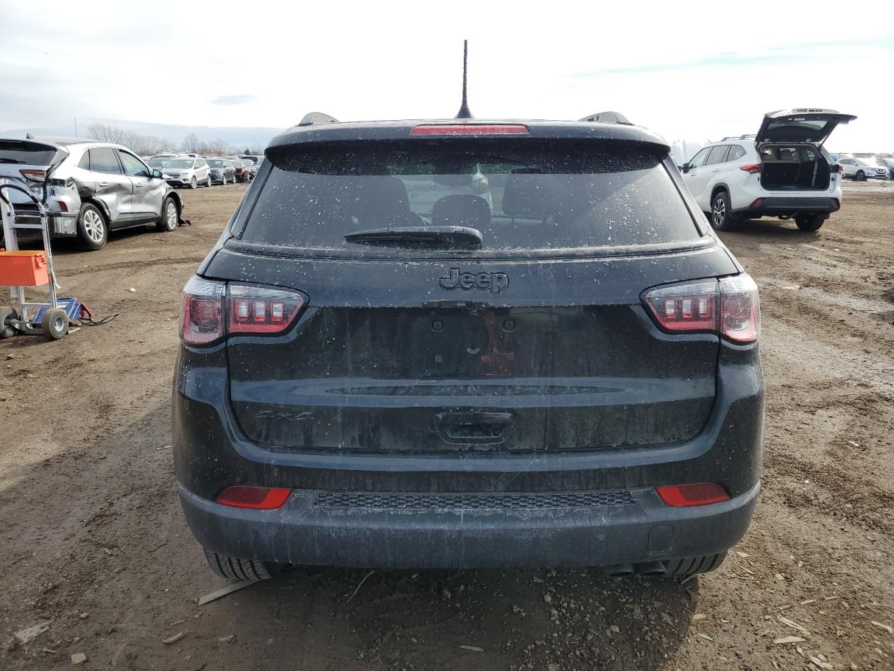 2022 JEEP COMPASS LATITUDE VIN:3C4NJDBB7NT194299