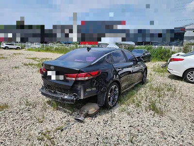 2016 Kia K5 KNAGX411BGA075723 VIN:KNAGX411BGA075723
