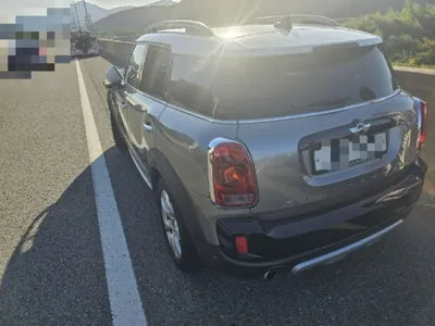 2017 MINI Countryman WMWYU1105H3D17231 VIN:WMWYU1105H3D17231
