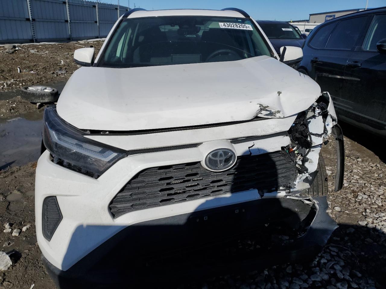 2024 TOYOTA RAV4 XLE VIN:2T3P1RFV0RW423057