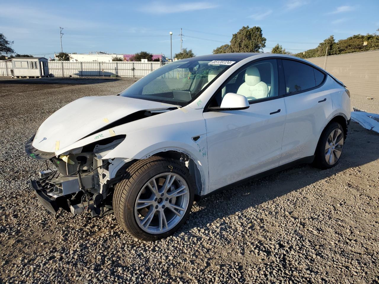 2022 TESLA MODEL Y  VIN:7SAYGDEE9NF367274