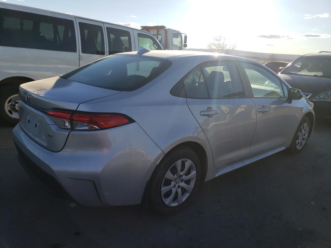 2024 TOYOTA COROLLA LE VIN:5YFB4MDE8RP117922