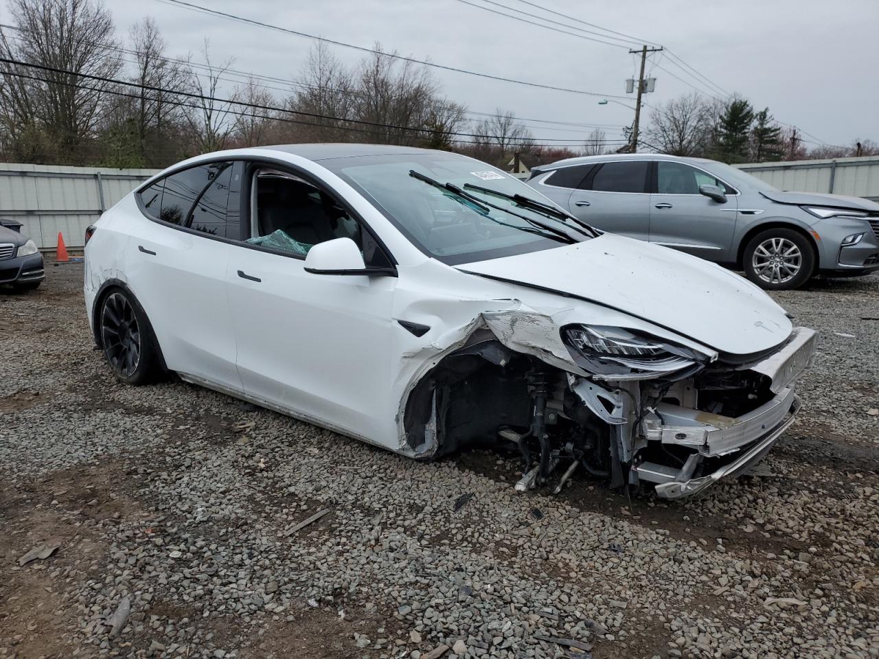 2022 TESLA MODEL Y  VIN:7SAYGDEEXNF438546