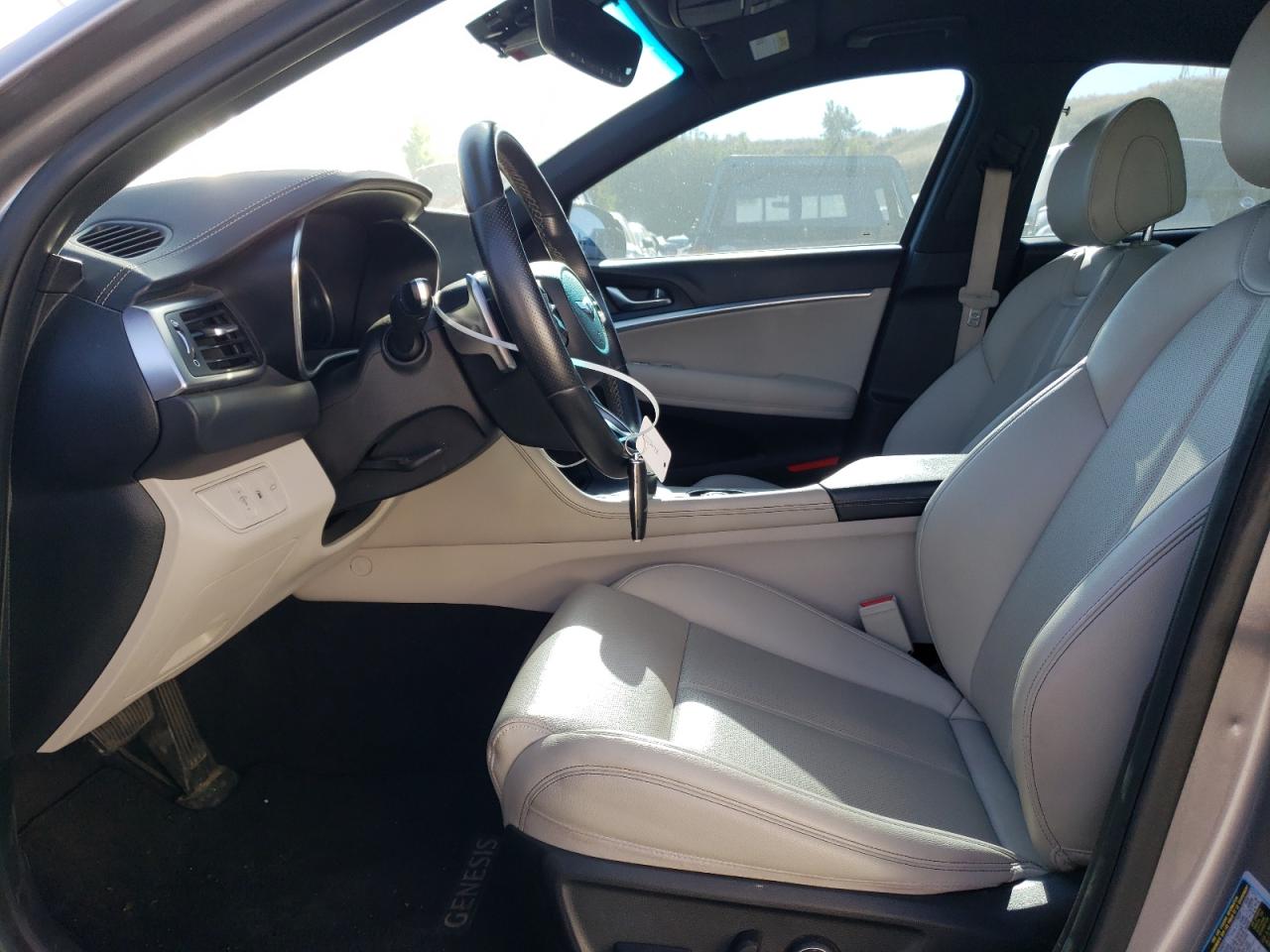 2022 GENESIS G70 BASE VIN:KMTG34TAXNU094665