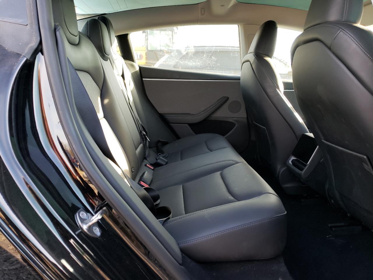 2024 TESLA MODEL 3  VIN:5YJ3E1EA0RF772132