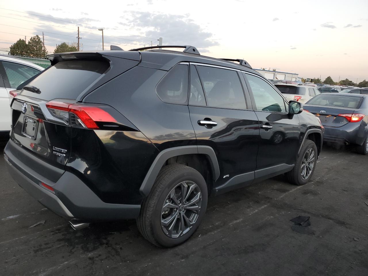 2022 TOYOTA RAV4 LIMITED VIN:4T3D6RFV8NU094025