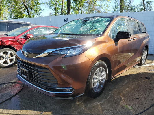 2022 TOYOTA SIENNA XLE VIN:5TDJSKFC3NS060127
