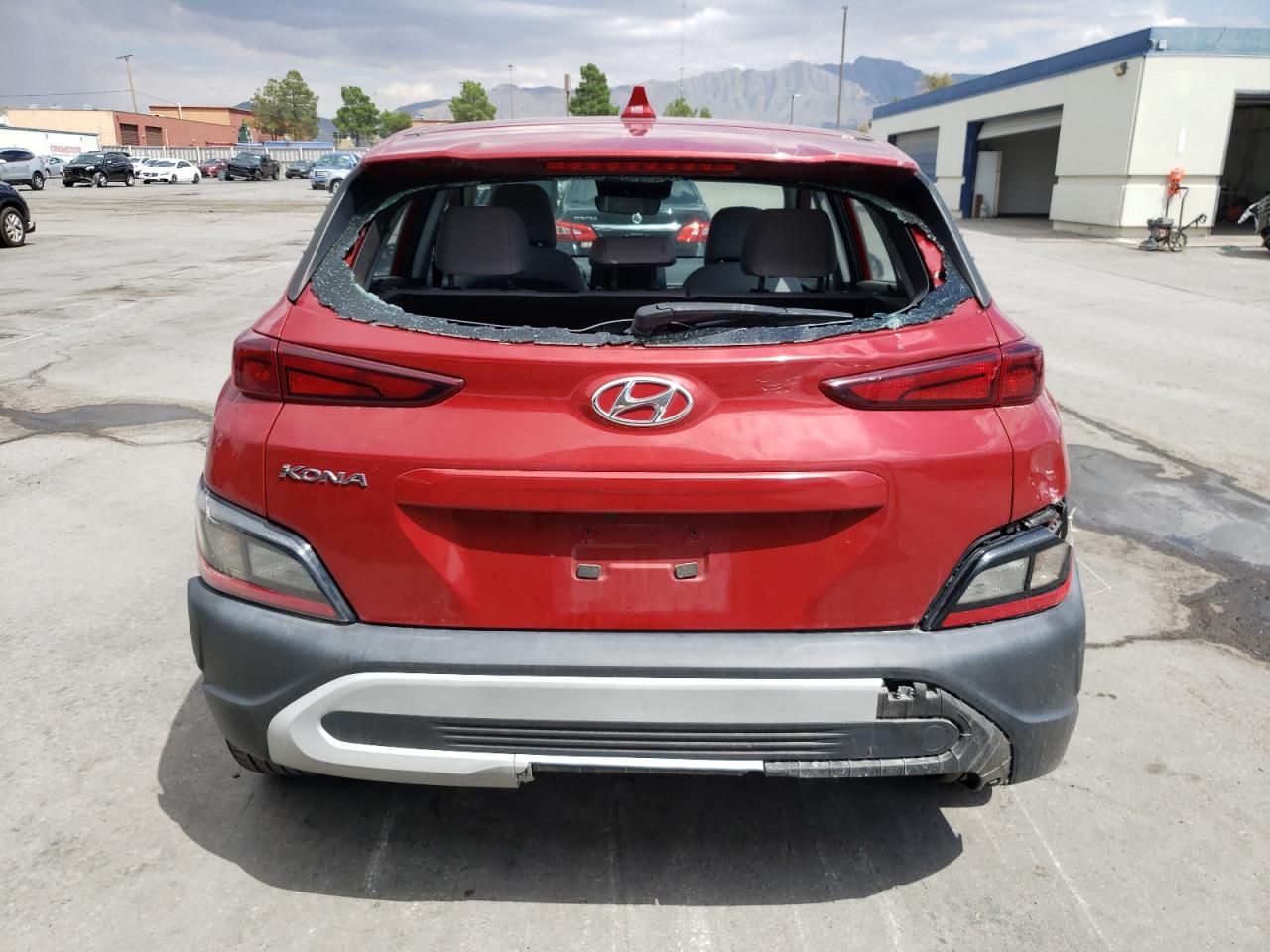 2022 HYUNDAI KONA SEL VIN:KM8K22AB1NU762358