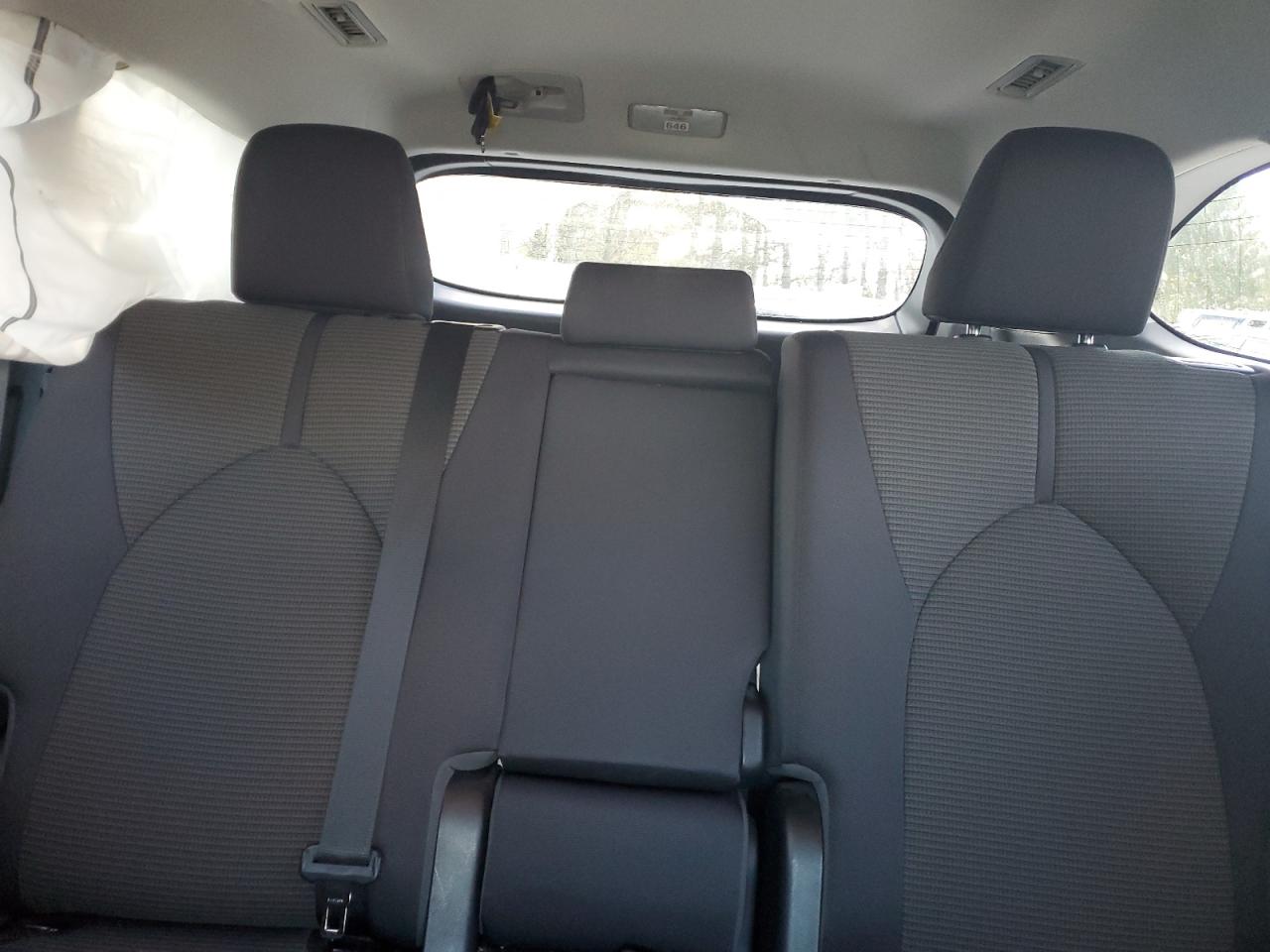 2022 TOYOTA HIGHLANDER L VIN:5TDCZRBH4NS224029