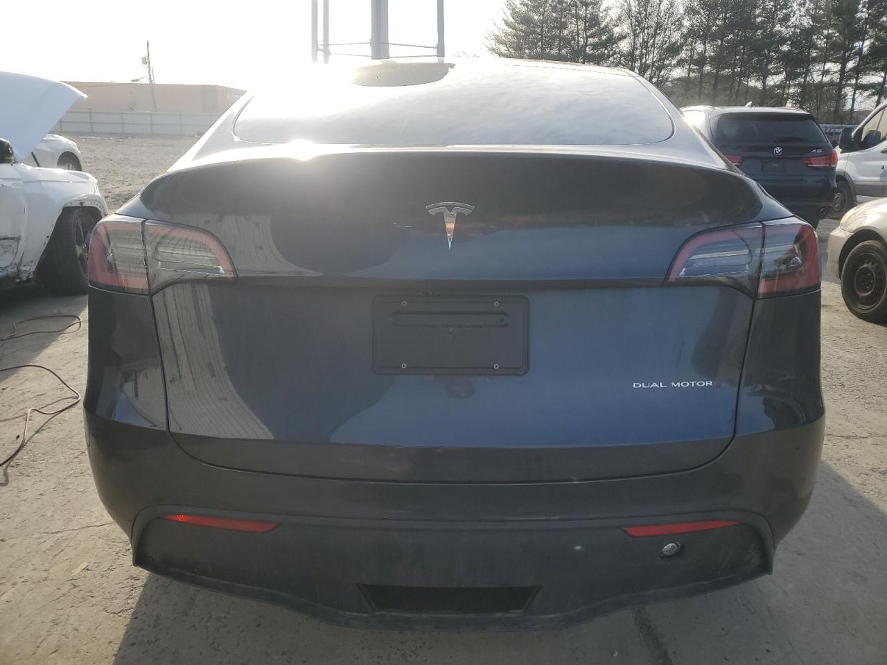 2024 TESLA MODEL Y  VIN:7SAYGDEE6RA312297