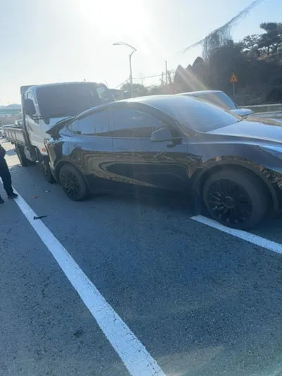 2023 Tesla Model Y VIN: