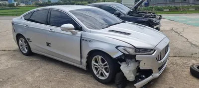 2015 Ford Mondeo VIN: