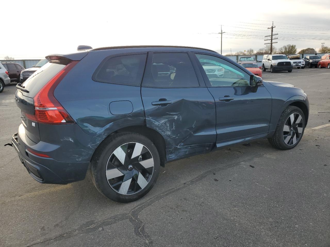 2024 VOLVO XC60 ULTIMATE VIN:YV4H60DMXR1743817