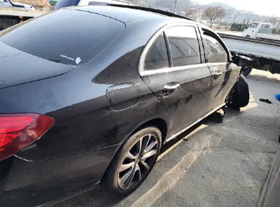 2019 Mercedes-Benz E 300 WDDZF4KB7KA558409 VIN:WDDZF4KB7KA558409