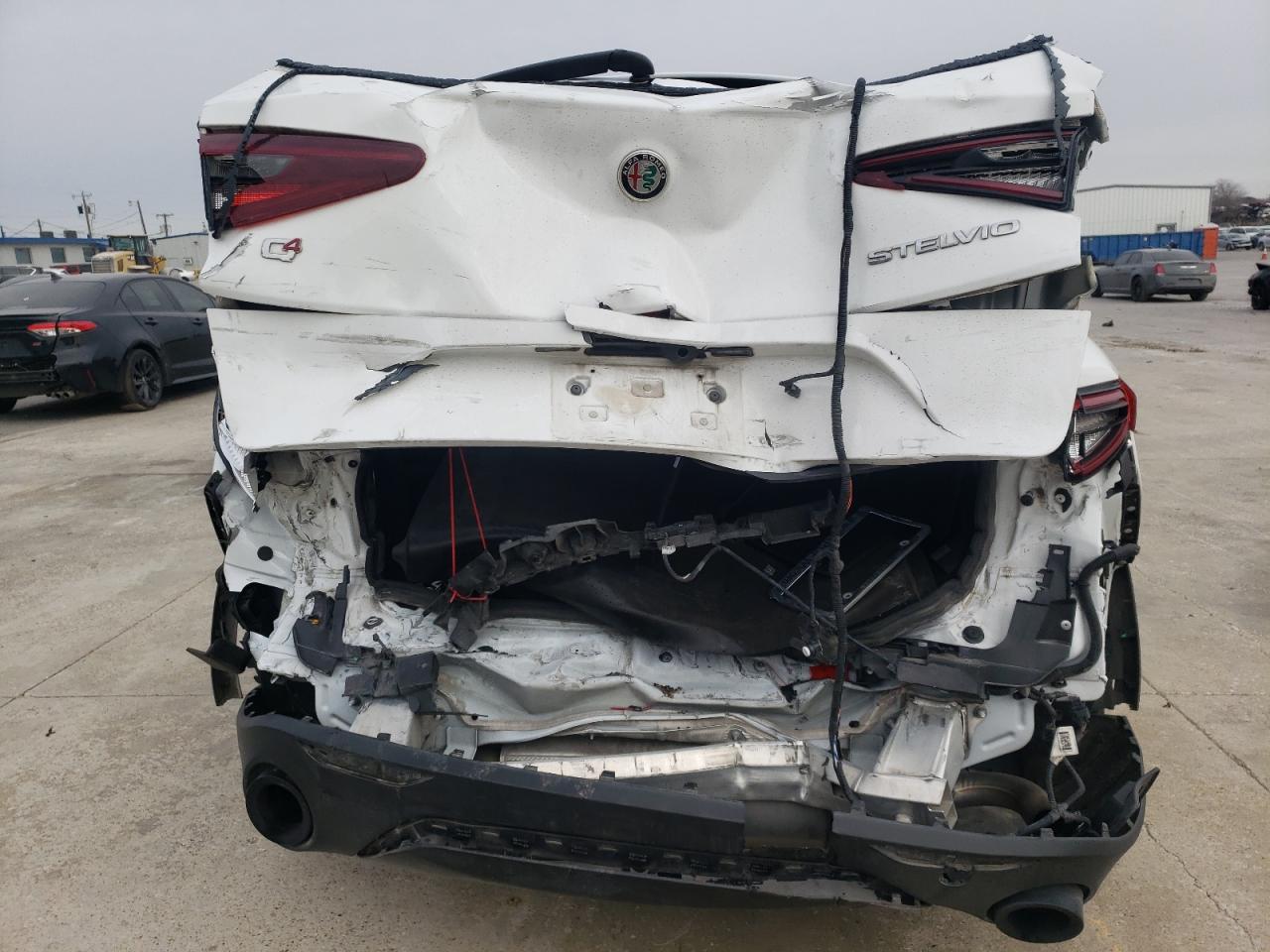 2022 ALFA ROMEO STELVIO  VIN:ZASPAKAN6N7D31060