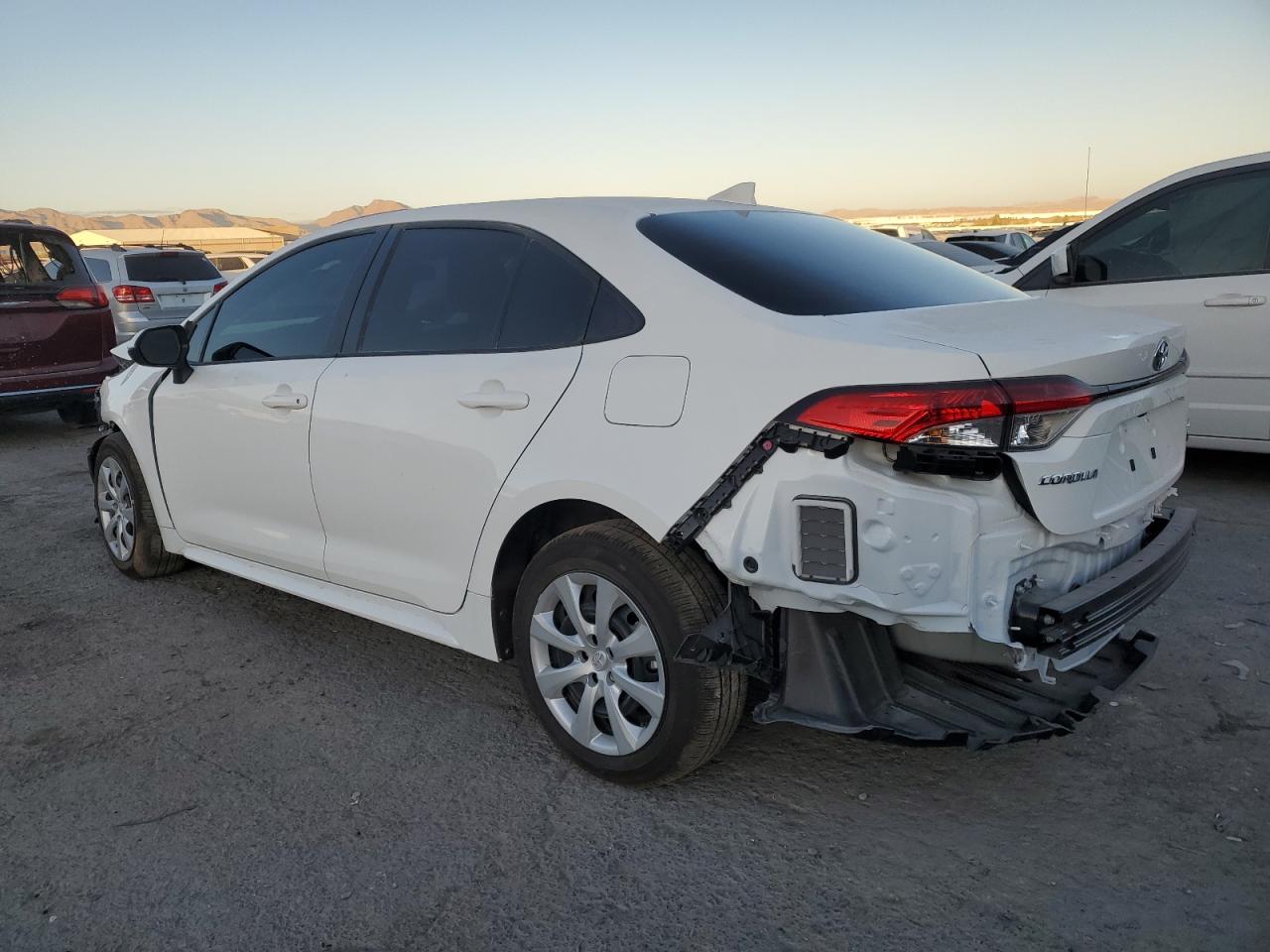 2024 TOYOTA COROLLA LE VIN:JTDBCMFE1R3068376