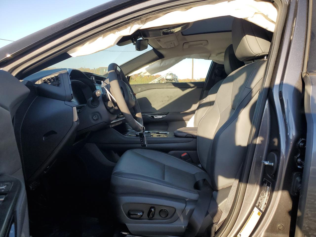 2023 LEXUS RZ 450E VIN:JTJAAAAB0PA020676