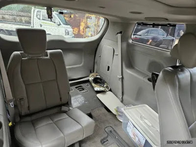 2015 Kia Carnival VIN: