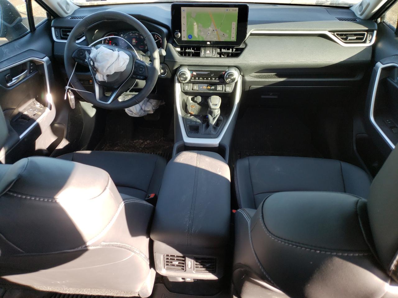 2024 TOYOTA RAV4 XLE PREMIUM VIN:2T3A1RFV5RC471628