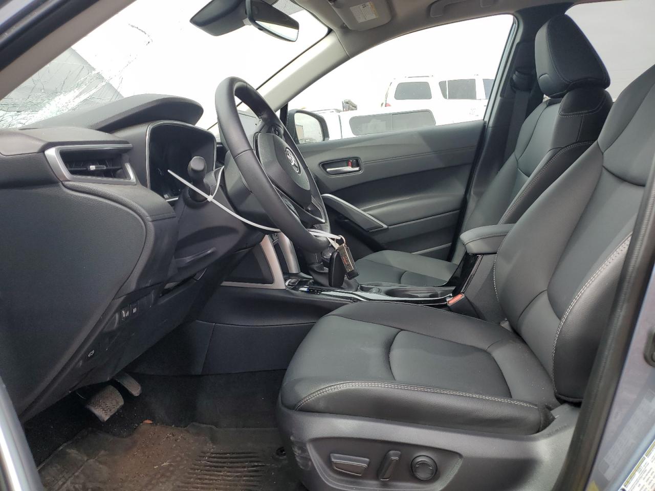 2022 TOYOTA COROLLA CROSS XLE VIN:7MUDAABG3NV038069