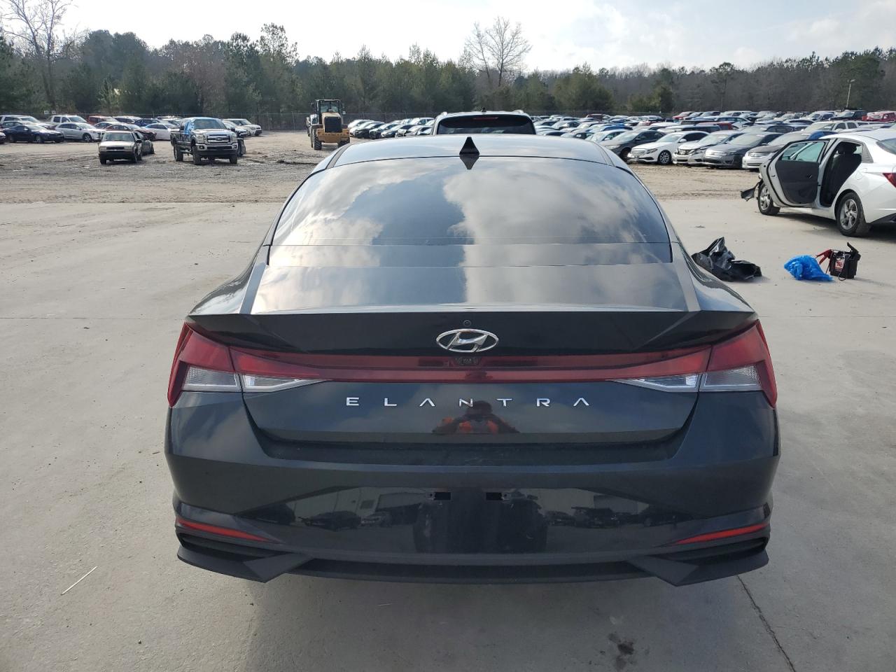 2022 HYUNDAI ELANTRA SEL VIN:5NPLS4AG1NH065637