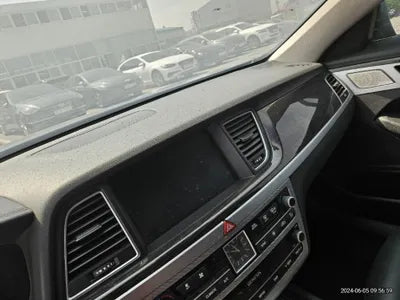 2020 Genesis G80 VIN: