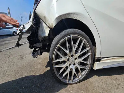 2017 Mercedes-Benz A 45 AMG WDDBF5CB6JJ701886 VIN:WDDBF5CB6JJ701886