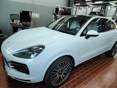 2022 Porsche Cayenne VIN:
