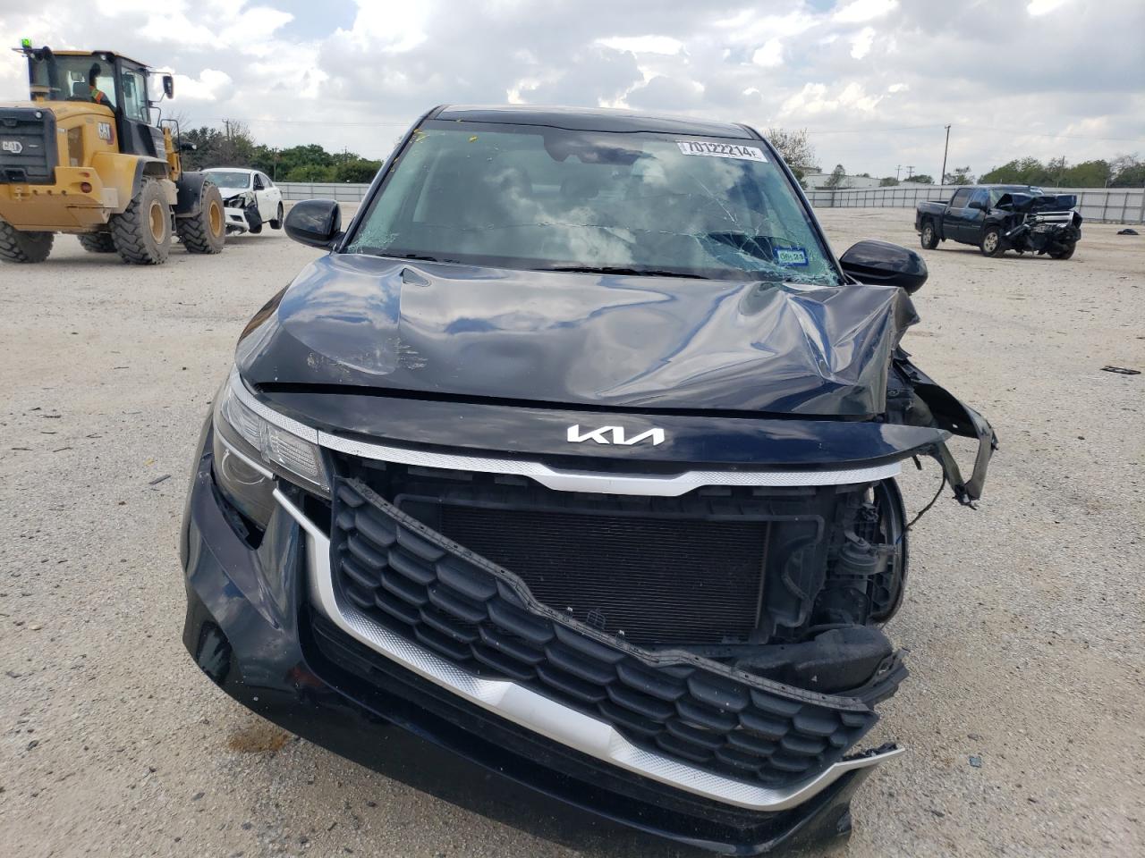 2022 KIA SELTOS LX VIN:KNDEPCAA0N7340998