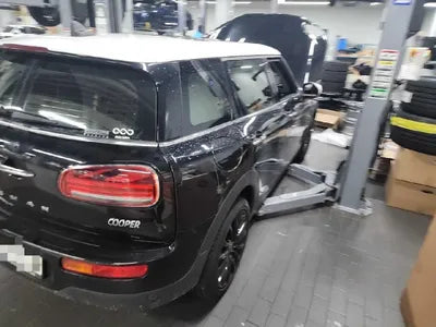 2019 MINI Clubman VIN: