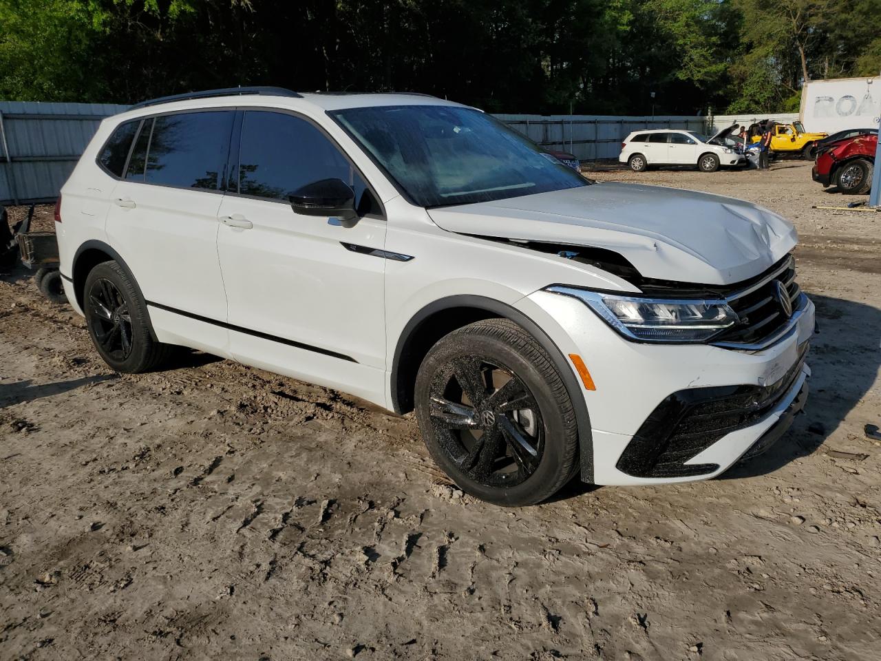 2023 VOLKSWAGEN TIGUAN SE R-LINE BLACK VIN:3VVCB7AX6PM012271
