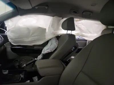 2016 Kia Carnival VIN: