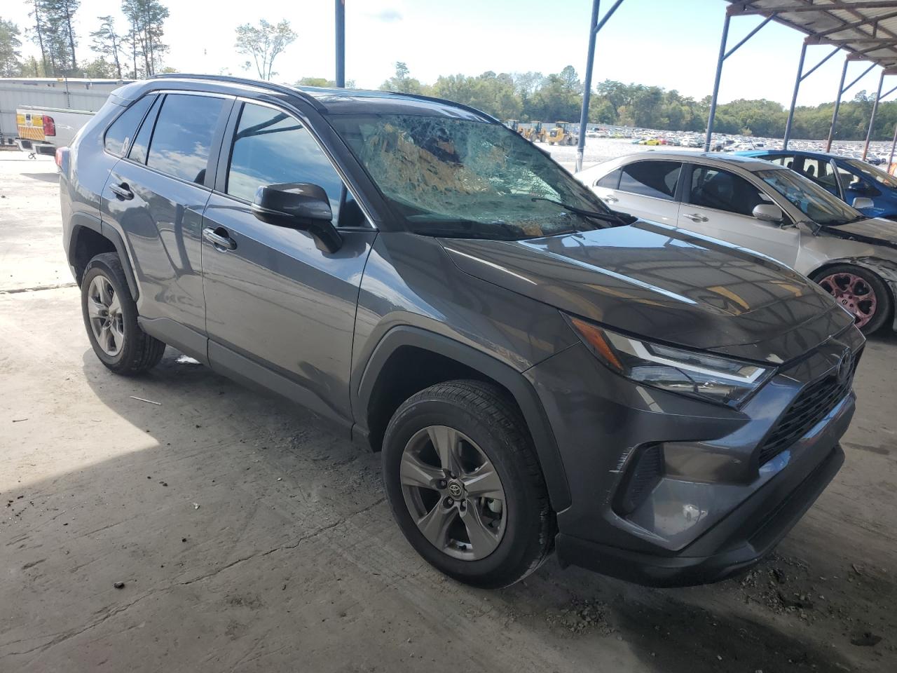 2022 TOYOTA RAV4 XLE VIN:2T3W1RFV3NC196759