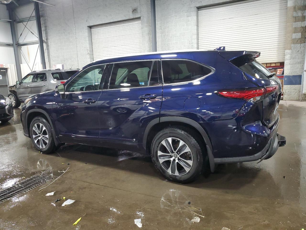 2022 TOYOTA HIGHLANDER HYBRID XLE VIN:5TDGBRCHXNS546128