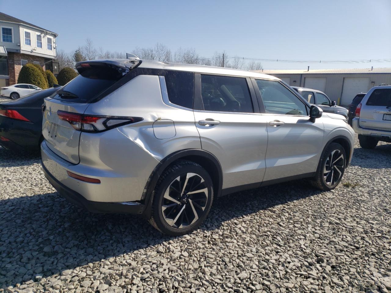 2022 MITSUBISHI OUTLANDER ES VIN:JA4J4TA8XNZ061576