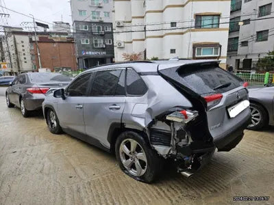 2021 Toyota RAV4 JTMW2RFV9MD516738 VIN:JTMW2RFV9MD516738