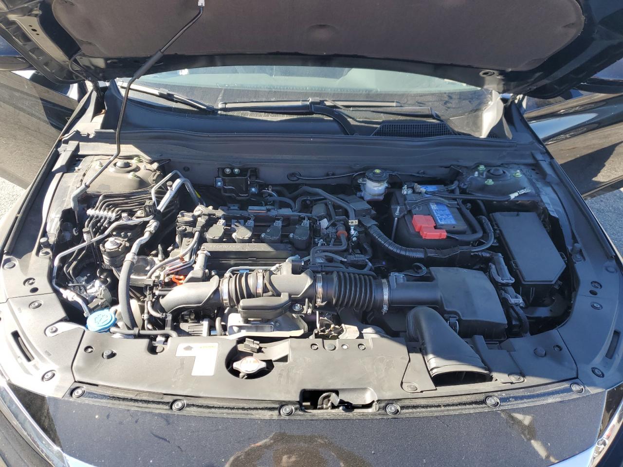 2022 HONDA ACCORD LX VIN:1HGCV1F15NA069225