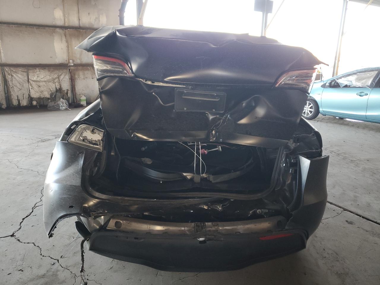 2023 TESLA MODEL Y  VIN:7SAYGDEE7PA209287