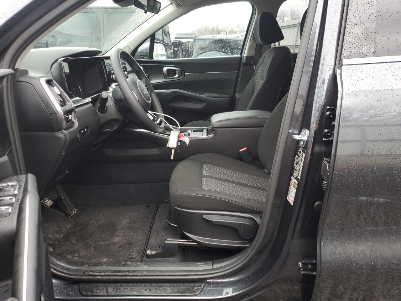 2023 KIA SORENTO LX VIN:5XYRGDLC4PG212369