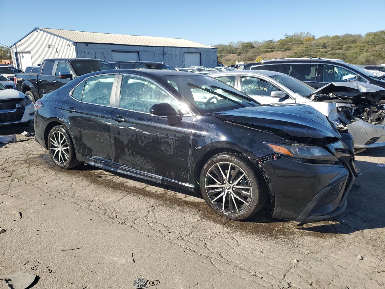 2022 TOYOTA CAMRY SE VIN:4T1T11BK2NU061408