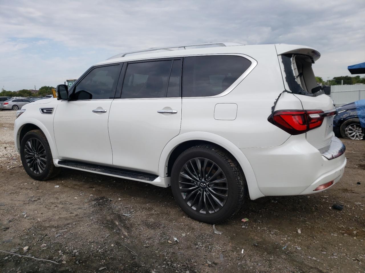 2023 INFINITI QX80 LUXE VIN:JN8AZ2AF7P9757576