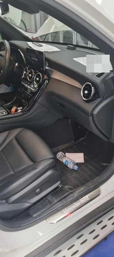 2020 Mercedes-Benz GLC 300 VIN: