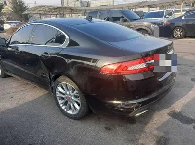 2014 Jaguar XF VIN: