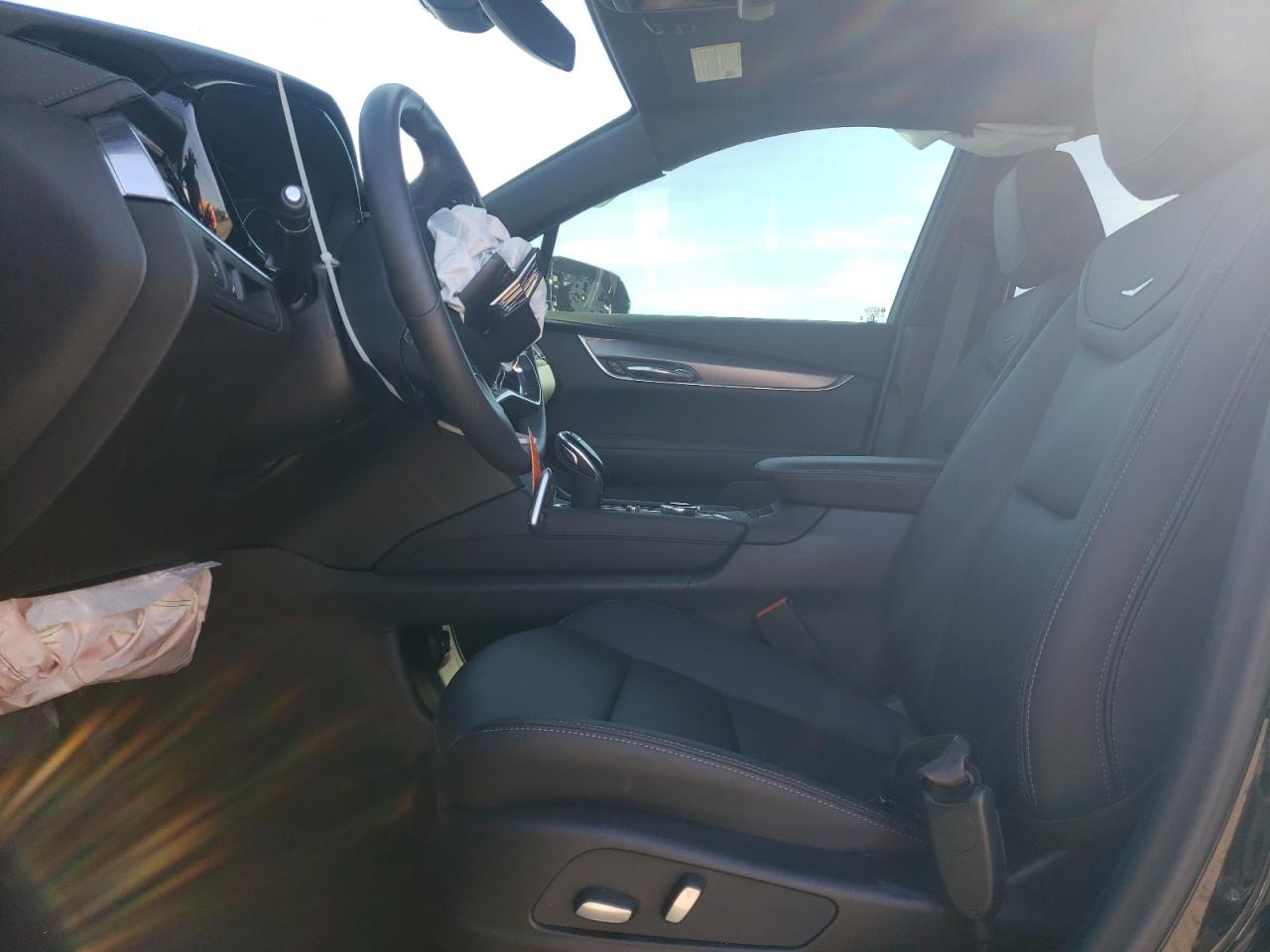 2024 CADILLAC XT6 LUXURY VIN:1GYKPAR40RZ721387