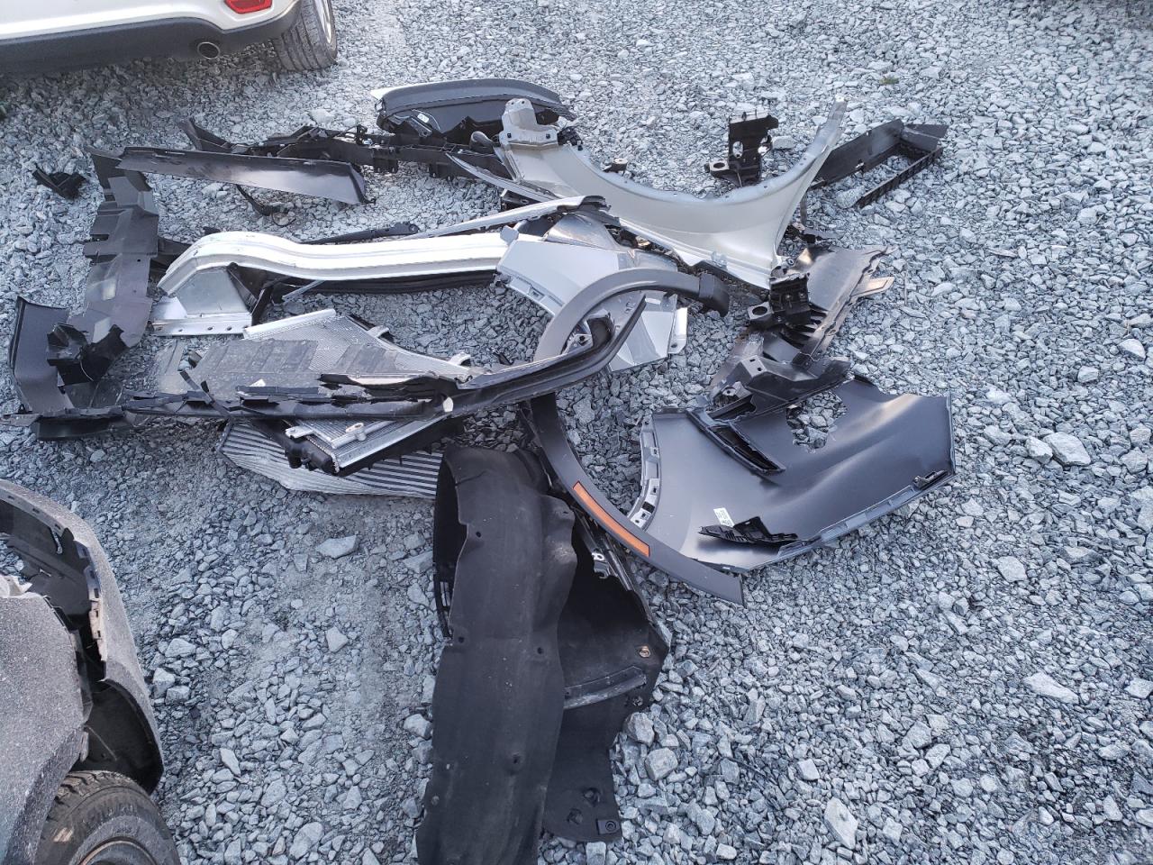 2024 HONDA CR-V SPORT VIN:2HKRS4H50RH101192