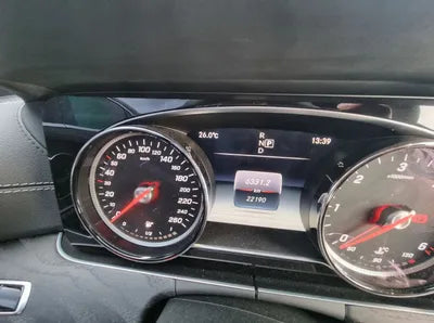 2018 Mercedes-Benz E 220 WDD1K1EB5JF038035 VIN:WDD1K1EB5JF038035